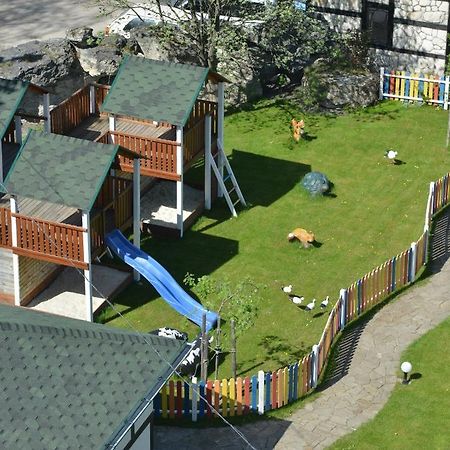 Hotel Panorama Kremenetsʼ Exteriör bild