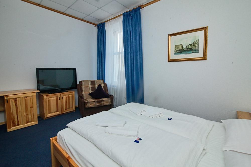 Hotel Panorama Kremenetsʼ Exteriör bild