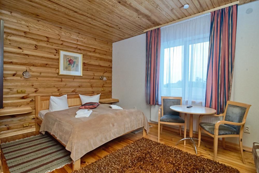 Hotel Panorama Kremenetsʼ Exteriör bild