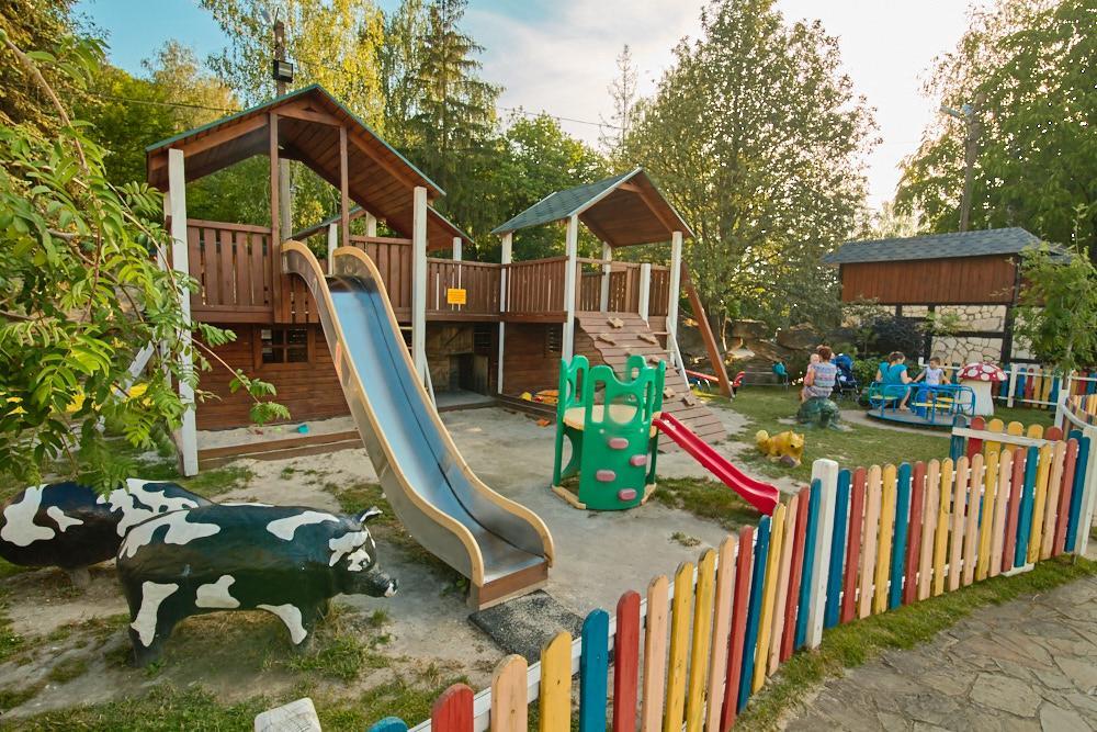 Hotel Panorama Kremenetsʼ Exteriör bild